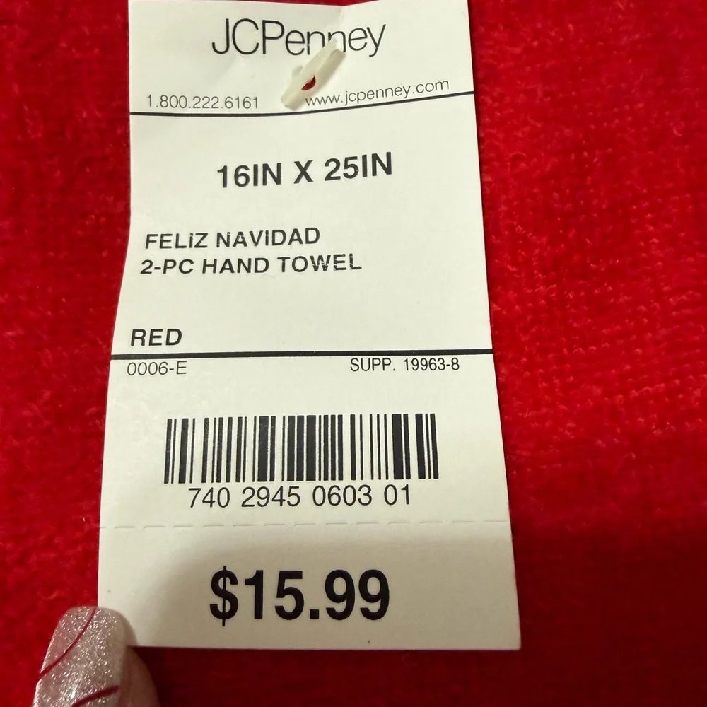 Feliz Navidad Hand Towels‎ Red Set of 4 Embroidered Bathroom or Kitchen NWT